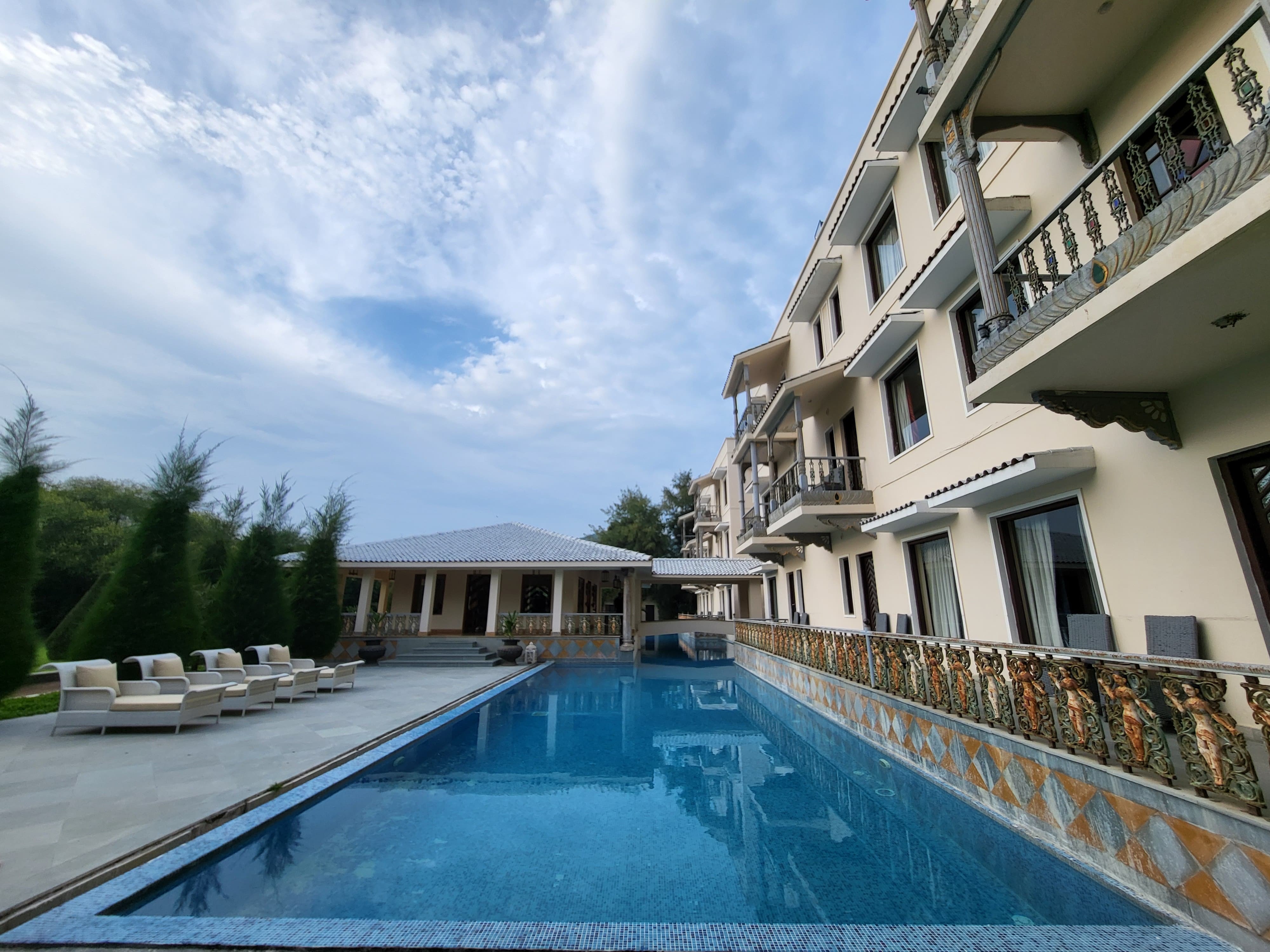 The Royal Retreat Resort